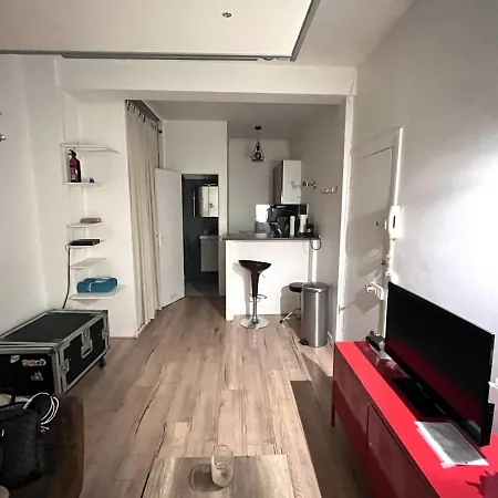 Cosy Studio Nation 아파트 파리